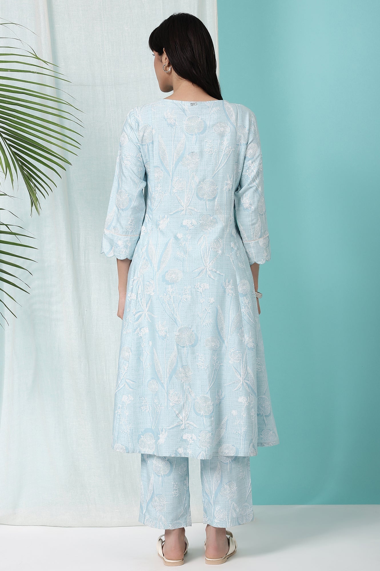 W for Woman Sky Blue Floral Printed A-line Kurta and Pants Co-ord Set