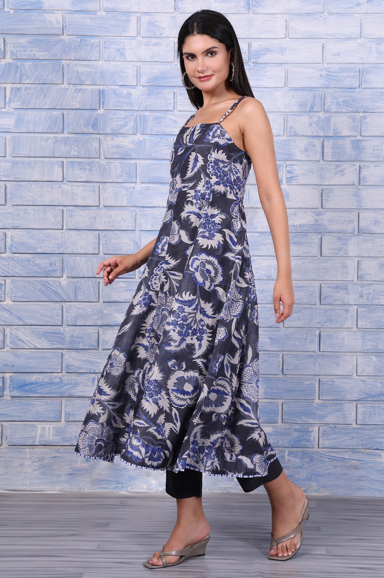 W for Woman Grey Floral Printed Kota Flared Kurta, Straight Pant And Dupatta Set