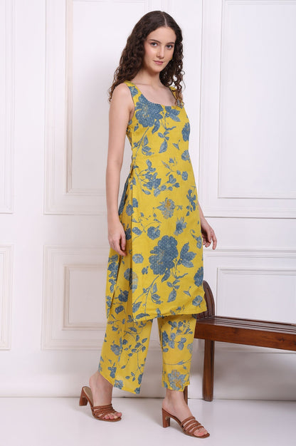 W for Woman Yellow Bold Floral Printed Pure Cotton Straight Kurta, Parallel Pants and Dupatta Set