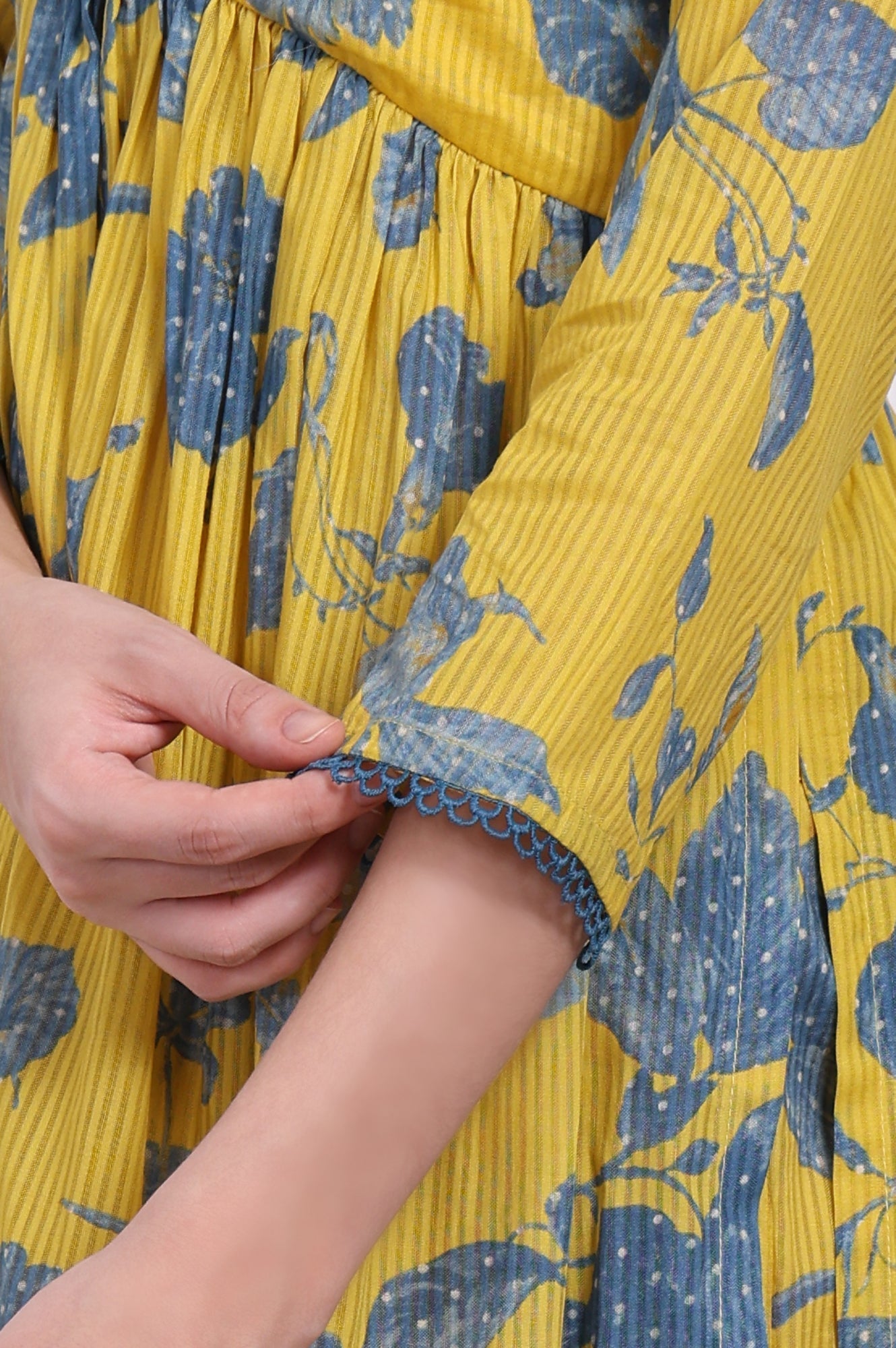 W for Woman Yellow Bold Floral Printed Pure Cotton Flared Kurta and Pants Co-ord Set