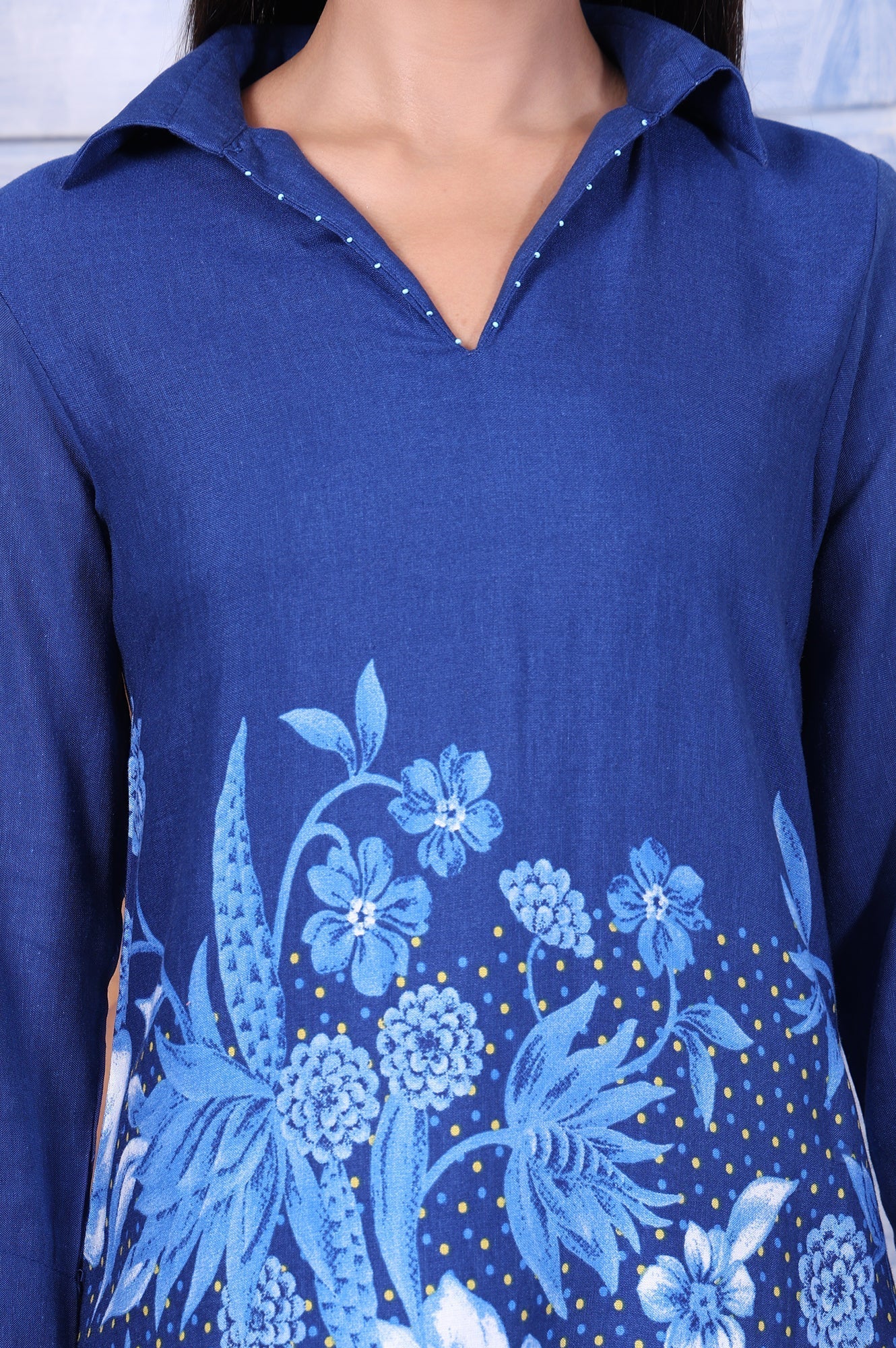 W for Woman Blue Floral Printed Beads Rayon Flax Straight Kurta And Straight Pant Set