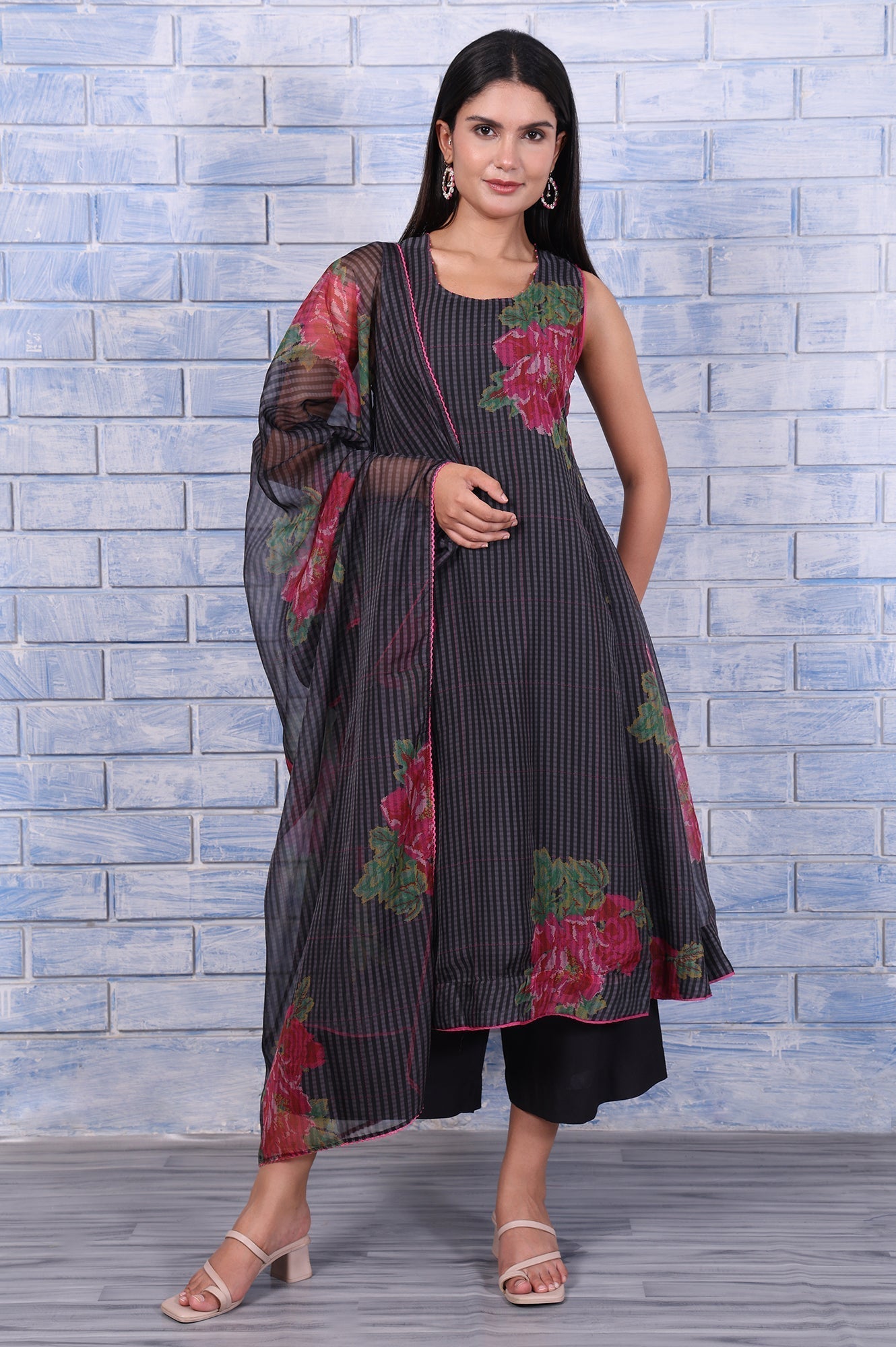 W for Woman Black Floral Printed Beads Organza Flared Kurta, Cropped Flared Pants And Dupatta Set