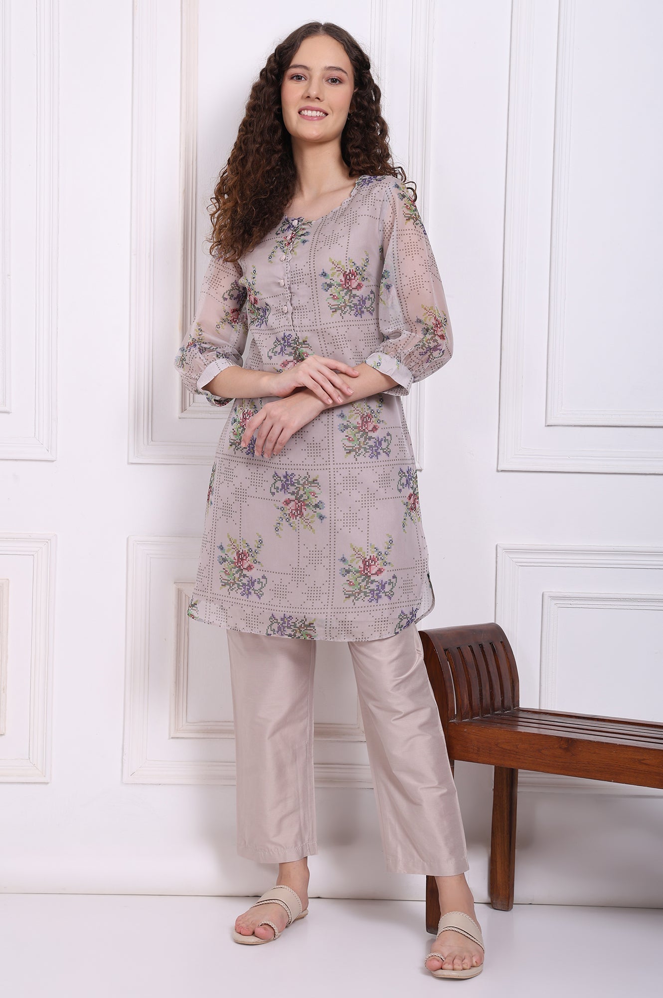 W for Woman Grey Floral Printed Organza Straight Kurta and Straight Pants Set