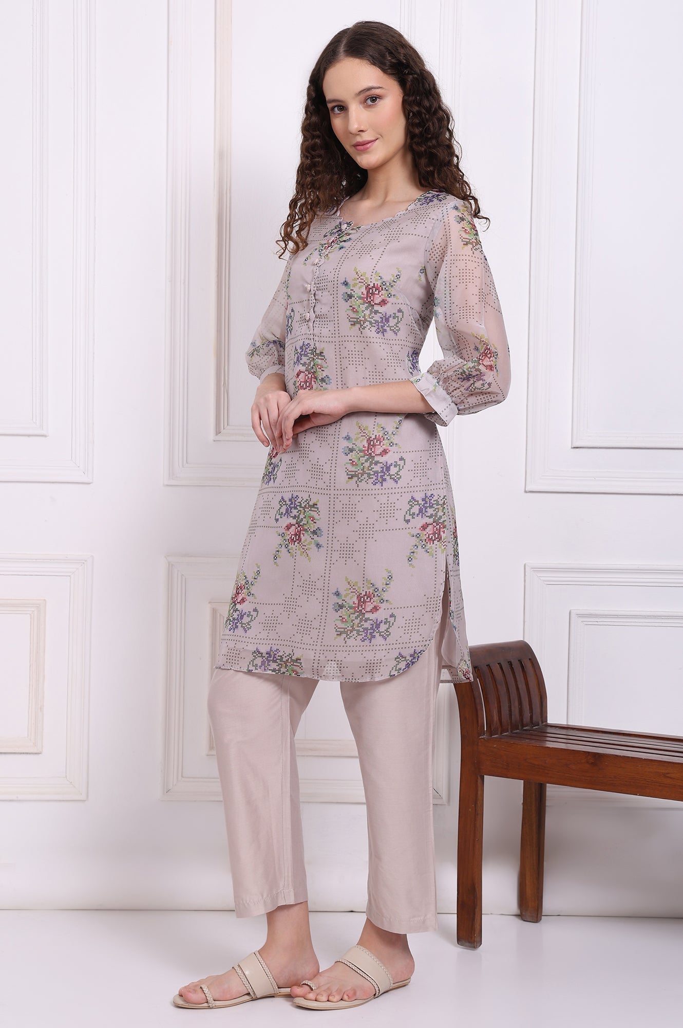 W for Woman Grey Floral Printed Organza Straight Kurta and Straight Pants Set