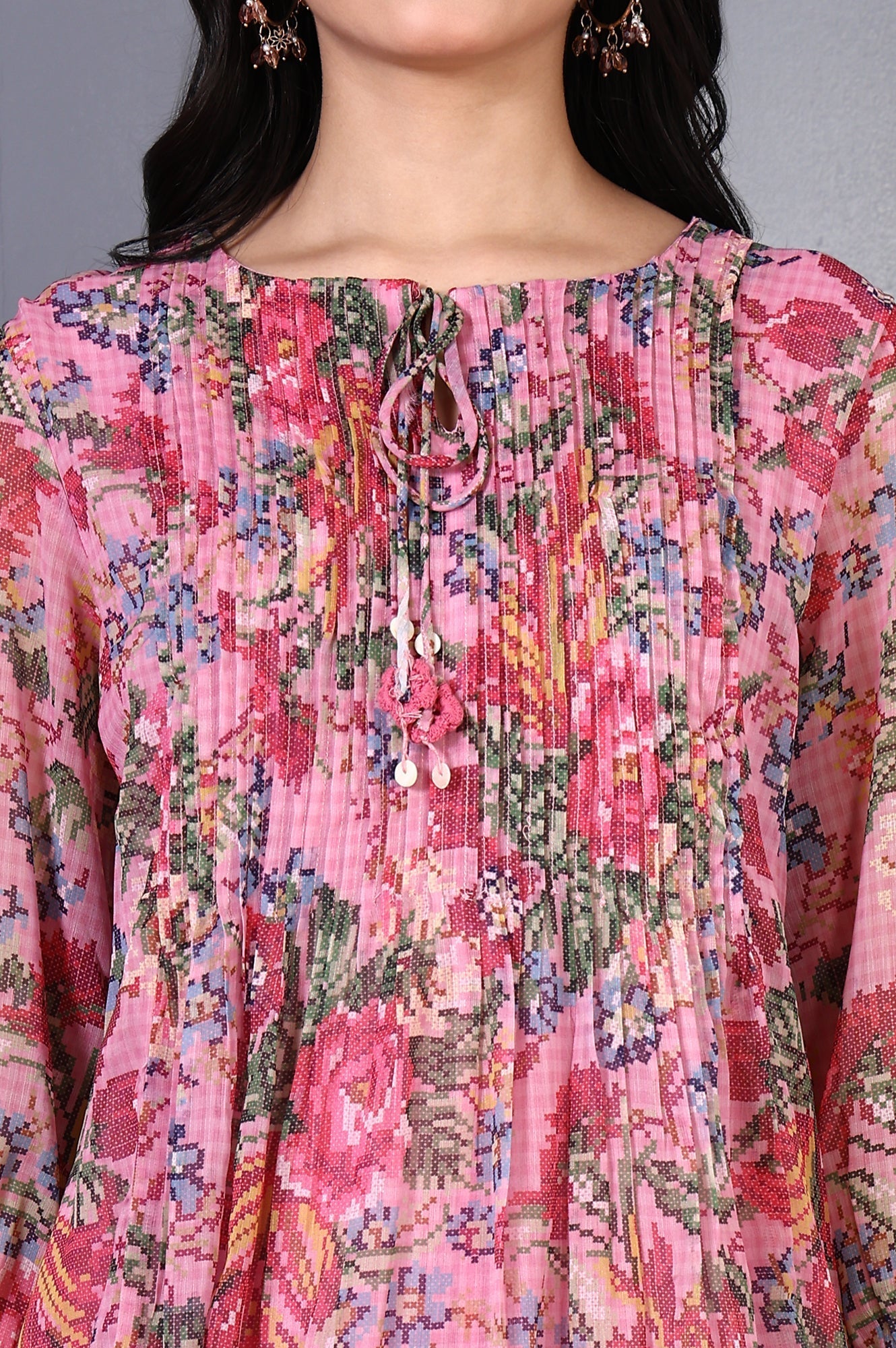 W for Woman Pink Floral Printed Pintuck Yoke Chiffon Straight Kurta and Pants Co-ord Set