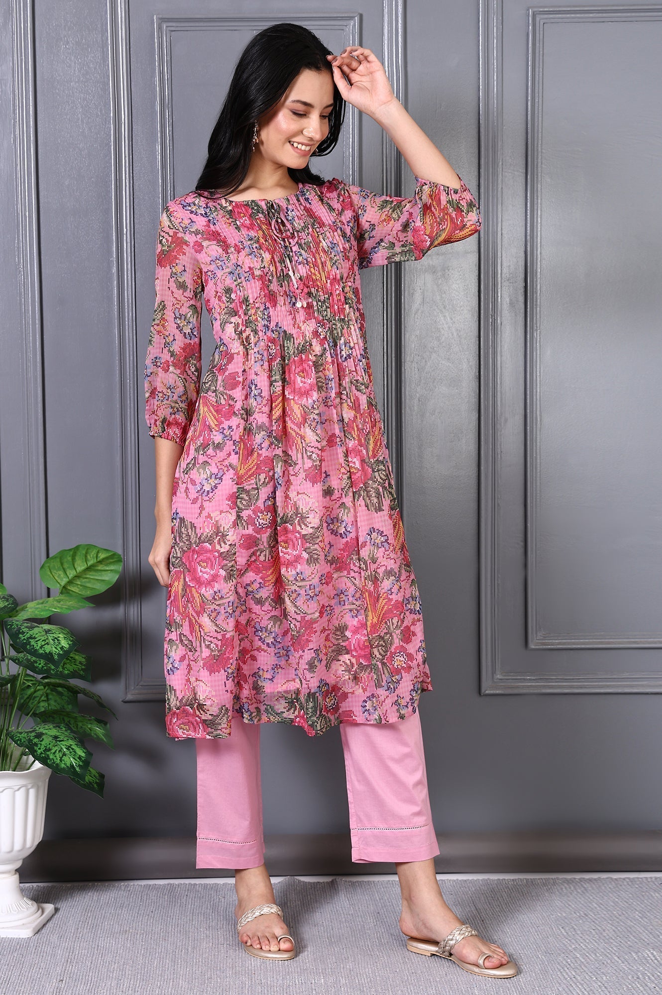 W for Woman Pink Floral Printed Pintuck Yoke Chiffon Straight Kurta and Pants Co-ord Set