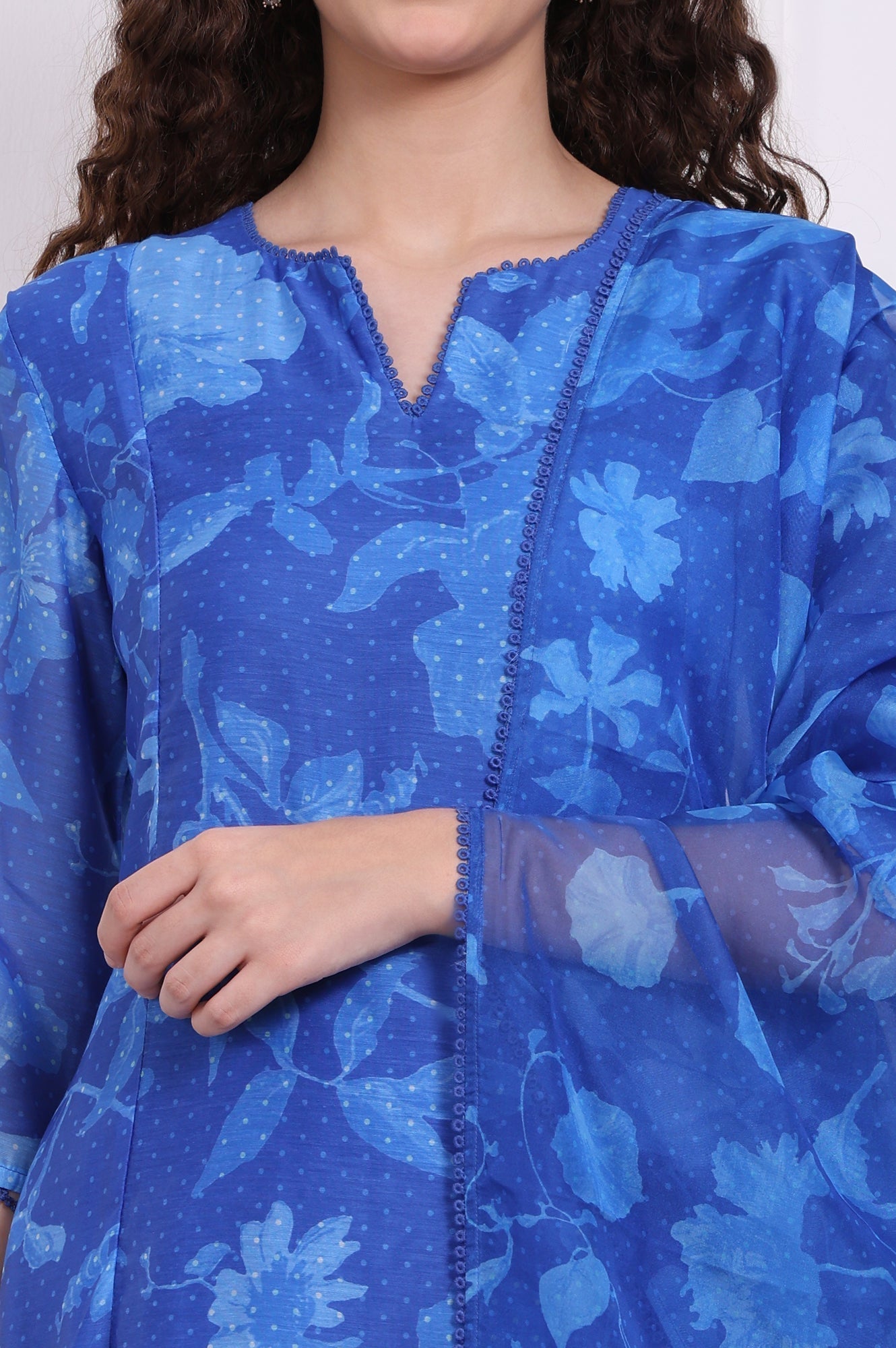 W for Woman Blue Floral Printed Lace Flared Kurta, Pants and Dupatta Set
