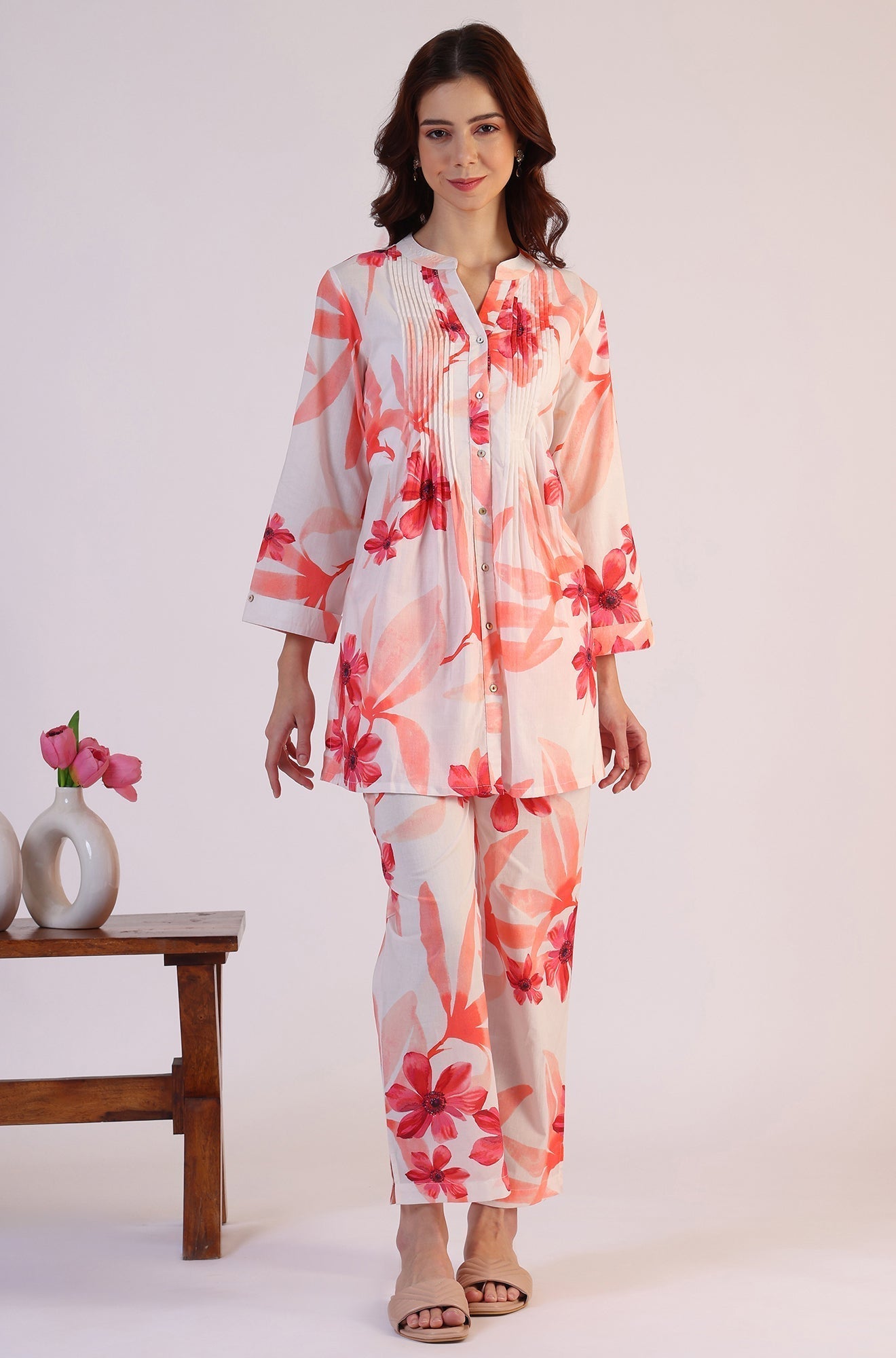 W for Woman White Bold Floral Printed Pure Cotton Tunic and Straight Pants Co-ord Set
