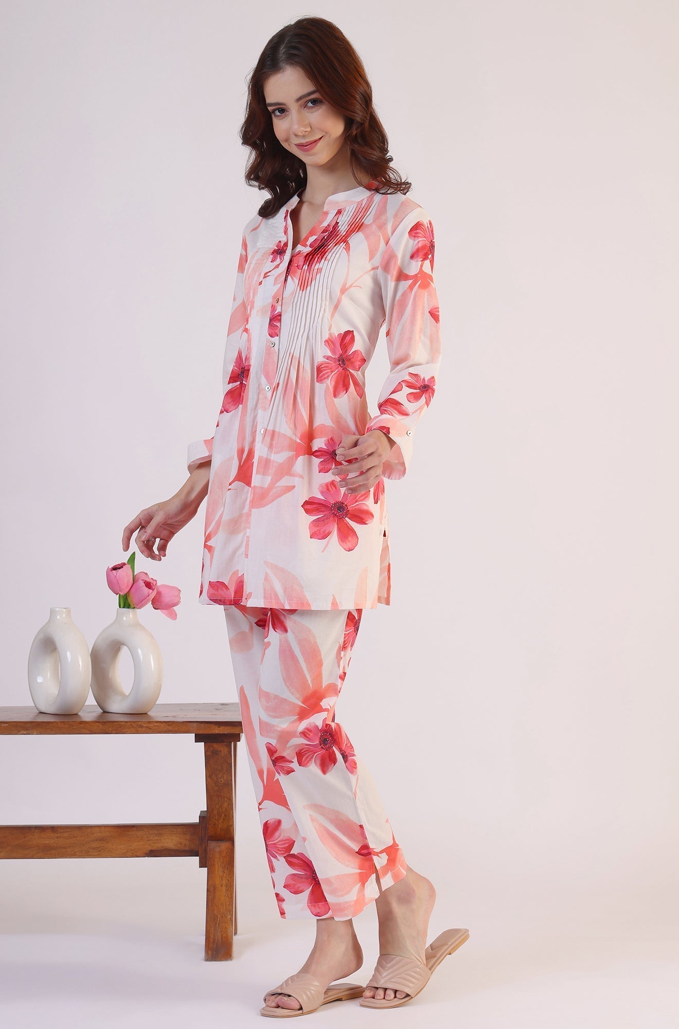 W for Woman White Bold Floral Printed Pure Cotton Tunic and Straight Pants Co-ord Set