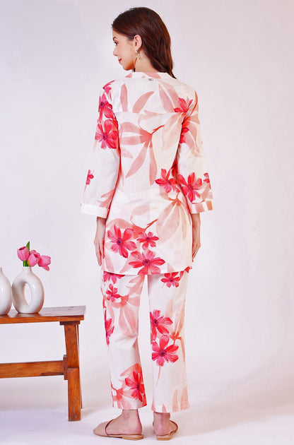 W for Woman White Bold Floral Printed Pure Cotton Tunic and Straight Pants Co-ord Set