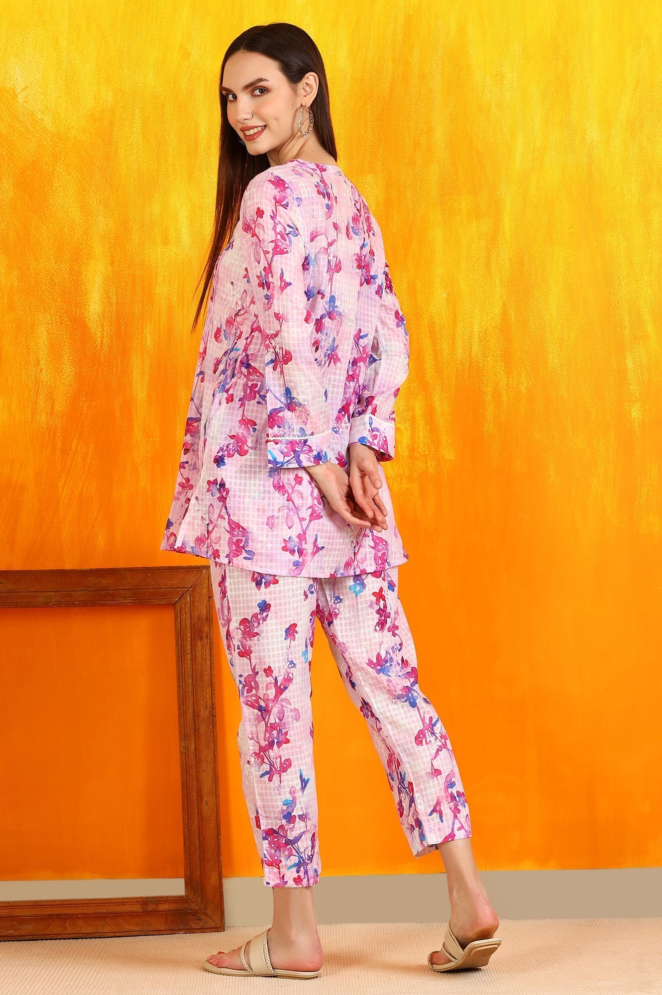 W for Woman Pink Floral Printed Textured Cotton Short Tunic and Pants Co-ord Set