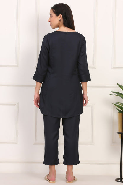W for Woman Blue Solid Embroidered Rayon Flax A-line Tunic and Straight Pants Co-ord Set