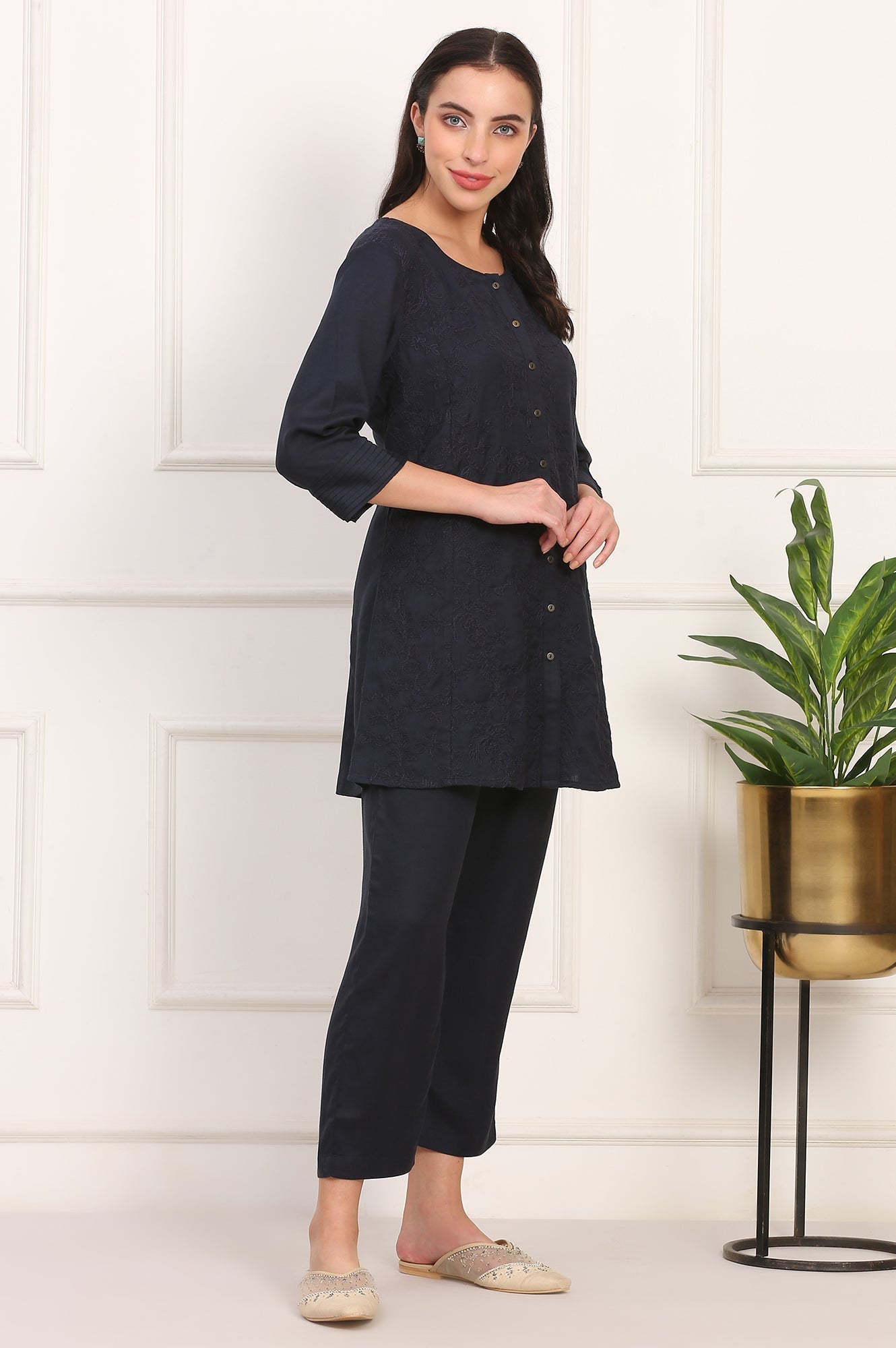 W for Woman Blue Solid Embroidered Rayon Flax A-line Tunic and Straight Pants Co-ord Set