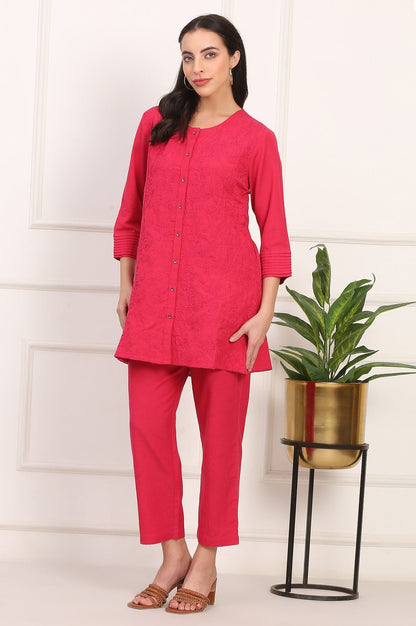 W for Woman Red Solid Embroidered Rayon Flax A-line Tunic and Straight Pants Co-ord Set