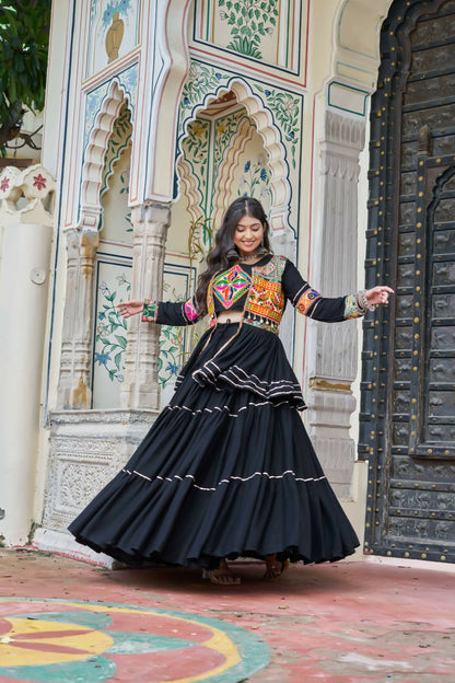 Teeya Creation Womens New Stylish Heavy Gamthi Work With Mirror Lace Work Black Gown Set