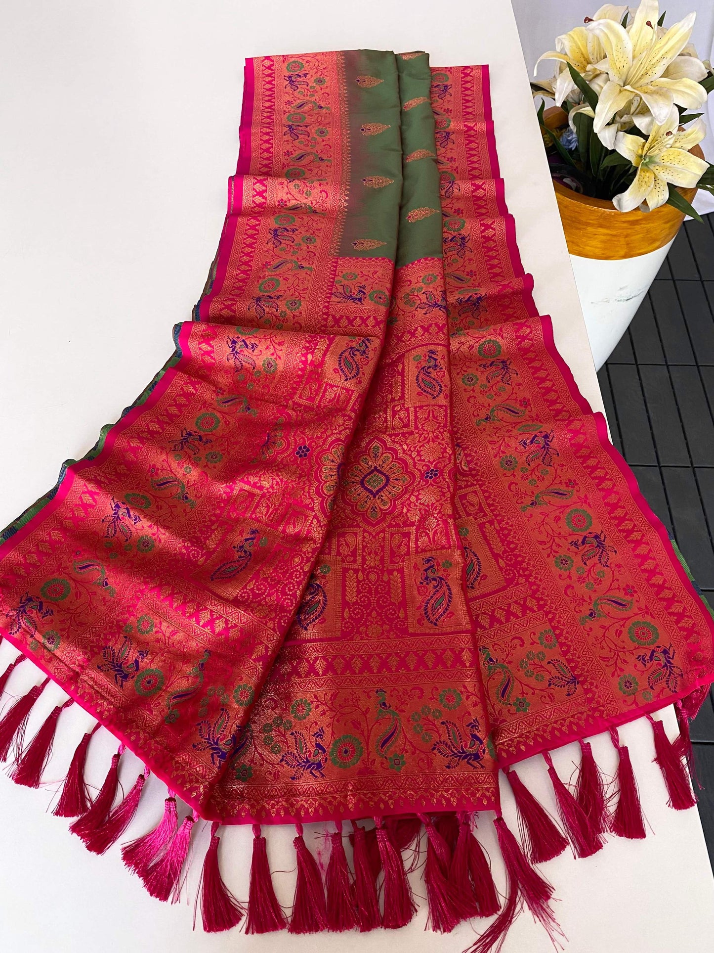 Mameraa Sarees Soft Silk Blend Blend Saree With Zari Weaving Meenakari Design-Mahendi Green