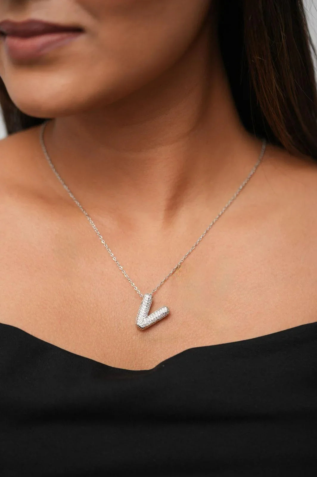🎁 Monogram Pendant | Alphabet - E
