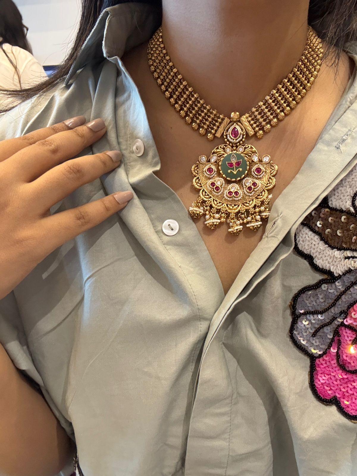 Vanjhoola Gold Necklace Set with Earrings | Sone Pe Suhaga