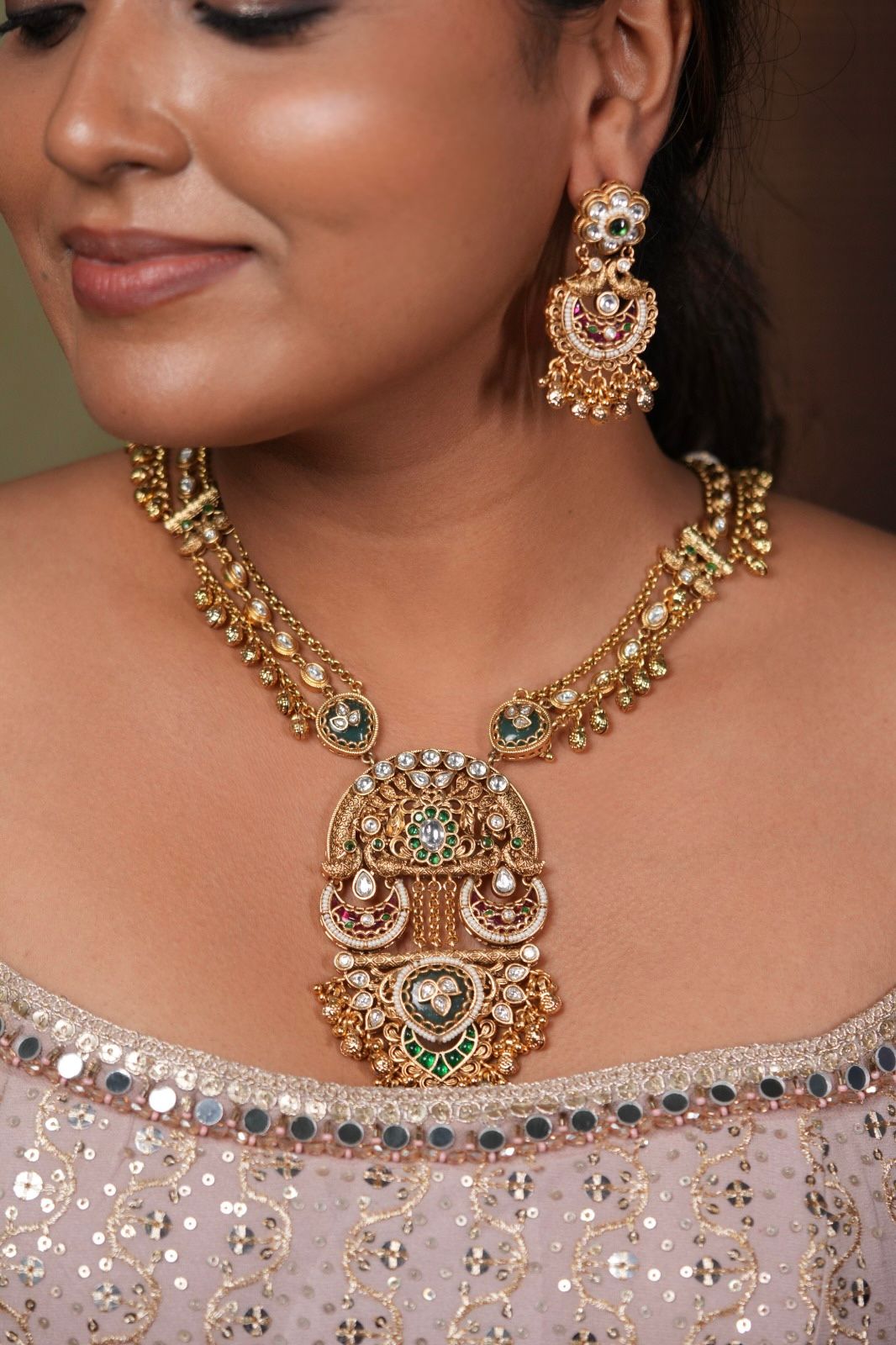 Saadhna Long Gold Traditional Necklace Set | Sone Pe Suhaga