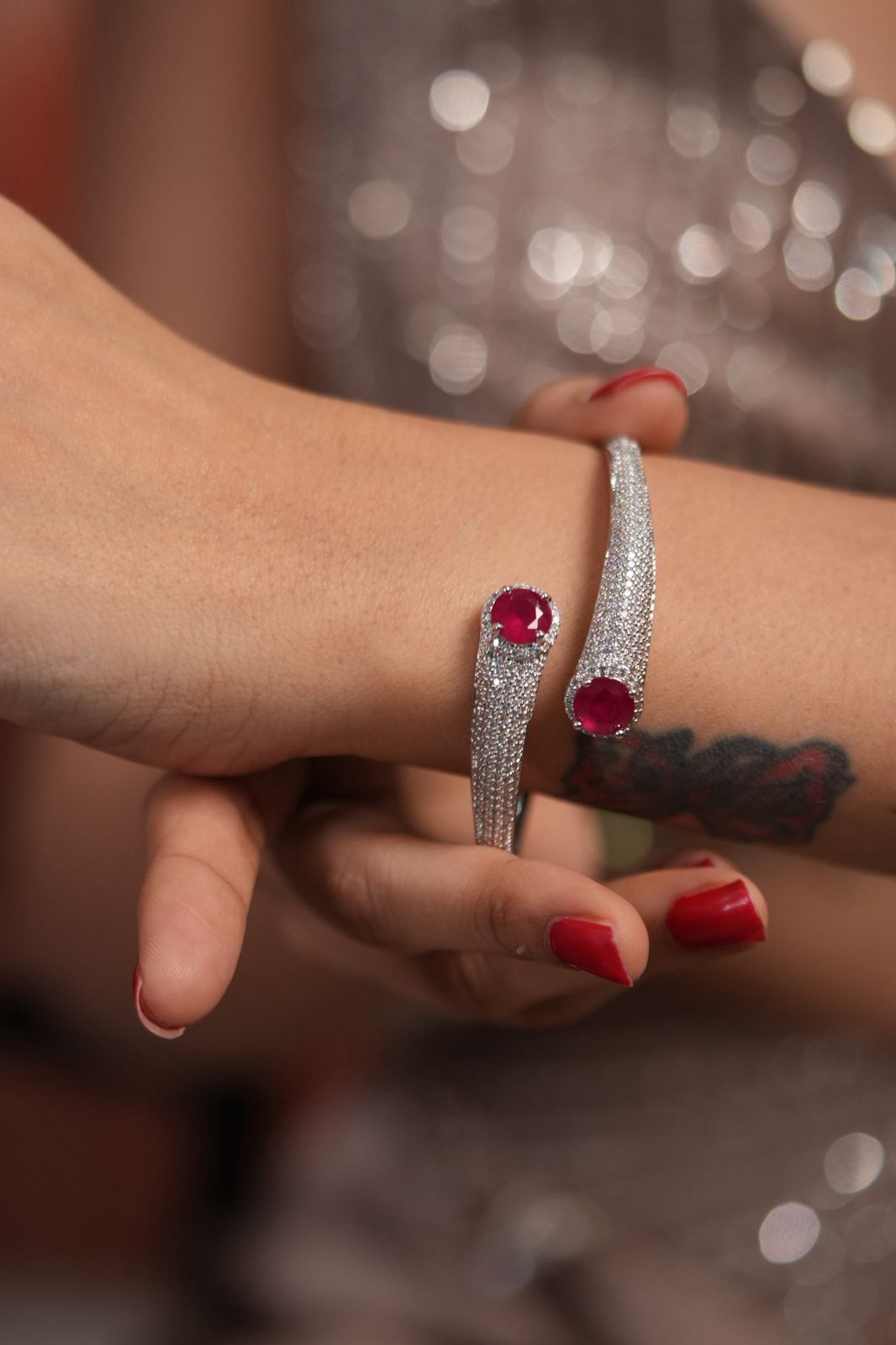 Jingle Diamond Dual Coloured Stone Bracelet