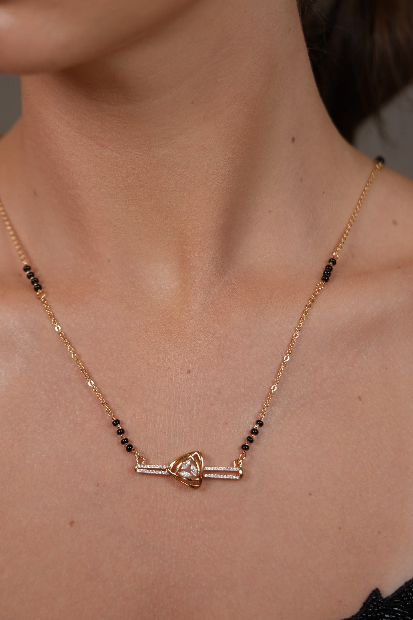 EkVachan Single Line Diamond Mangalsutra | Daily Wear