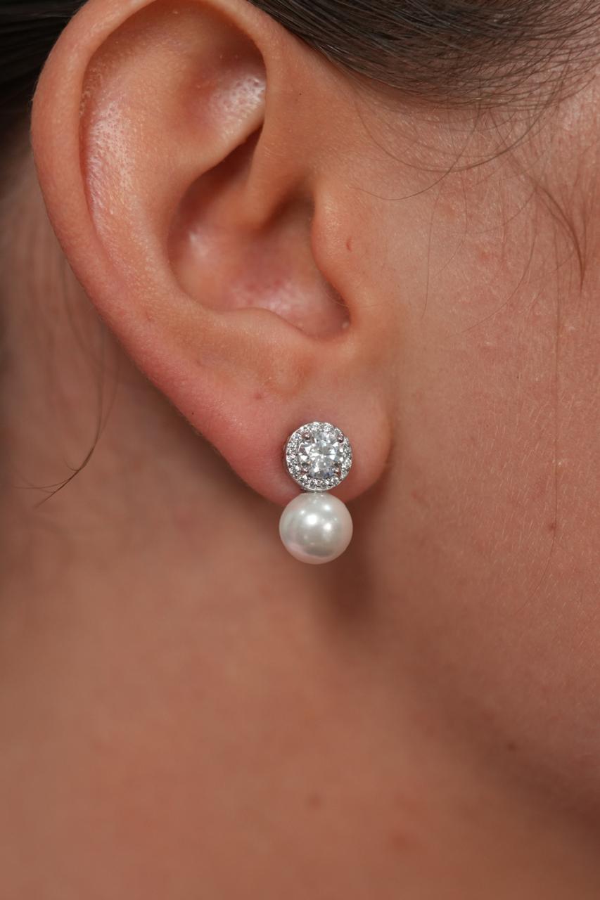 Round Pearl Drop Earring