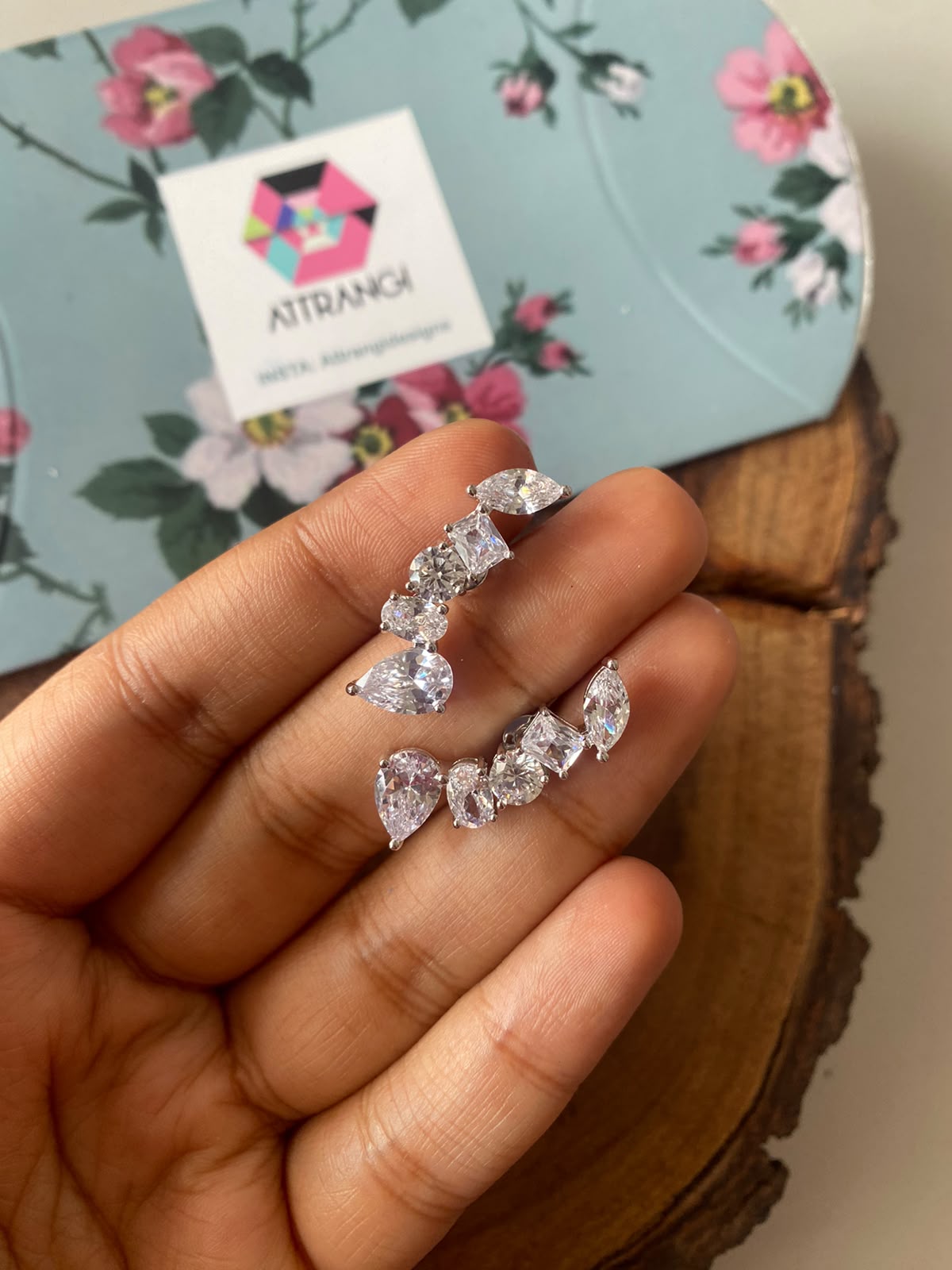 Eva multi Soltiaore Diamomd Single Line Earring | Daily Wear
