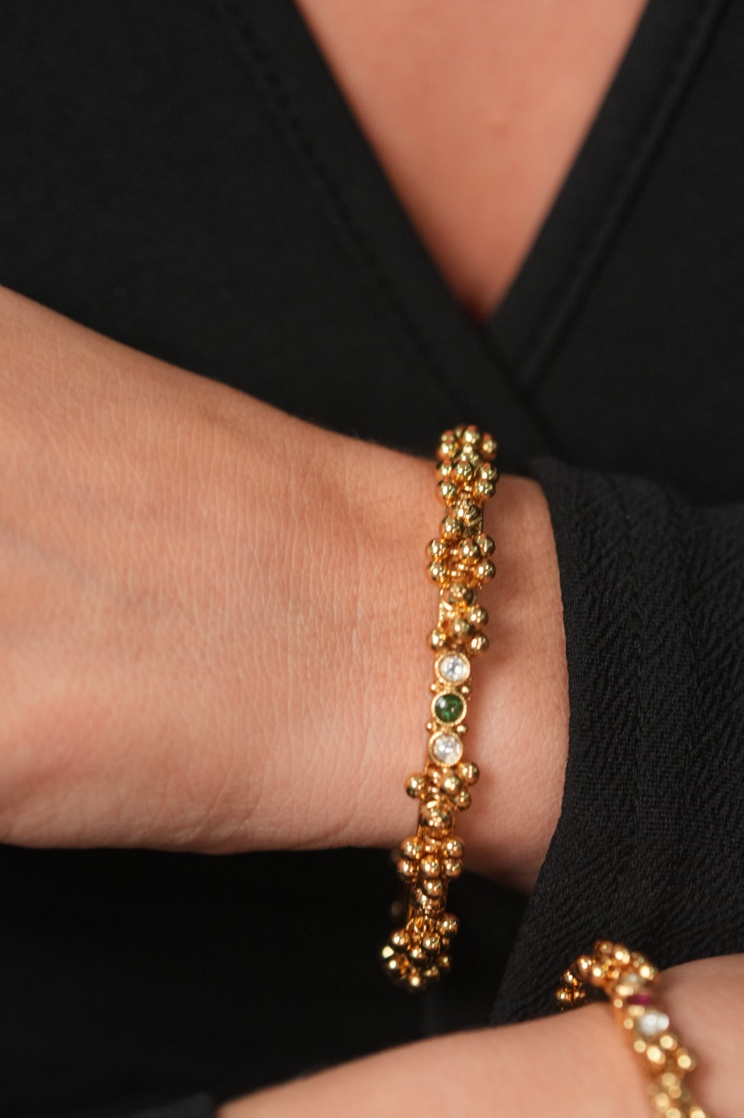 Gold Gola Emerald Traditonal Indian Bangles Set | Sone Pe Suhaga
