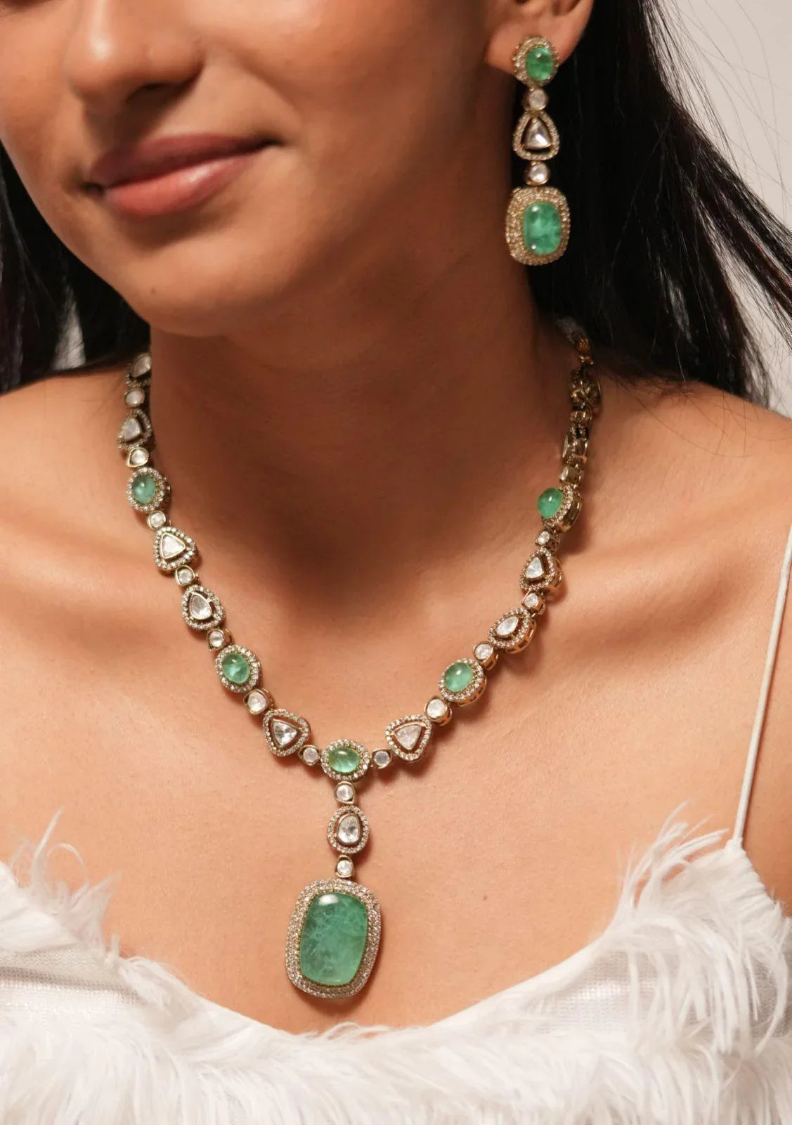 Amayra Polki And Emerald Necklace