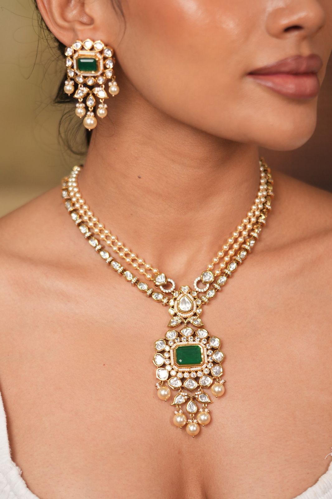 Pearly Shanaya Moissanite Uncut diamond Haar Polki Necklace Set