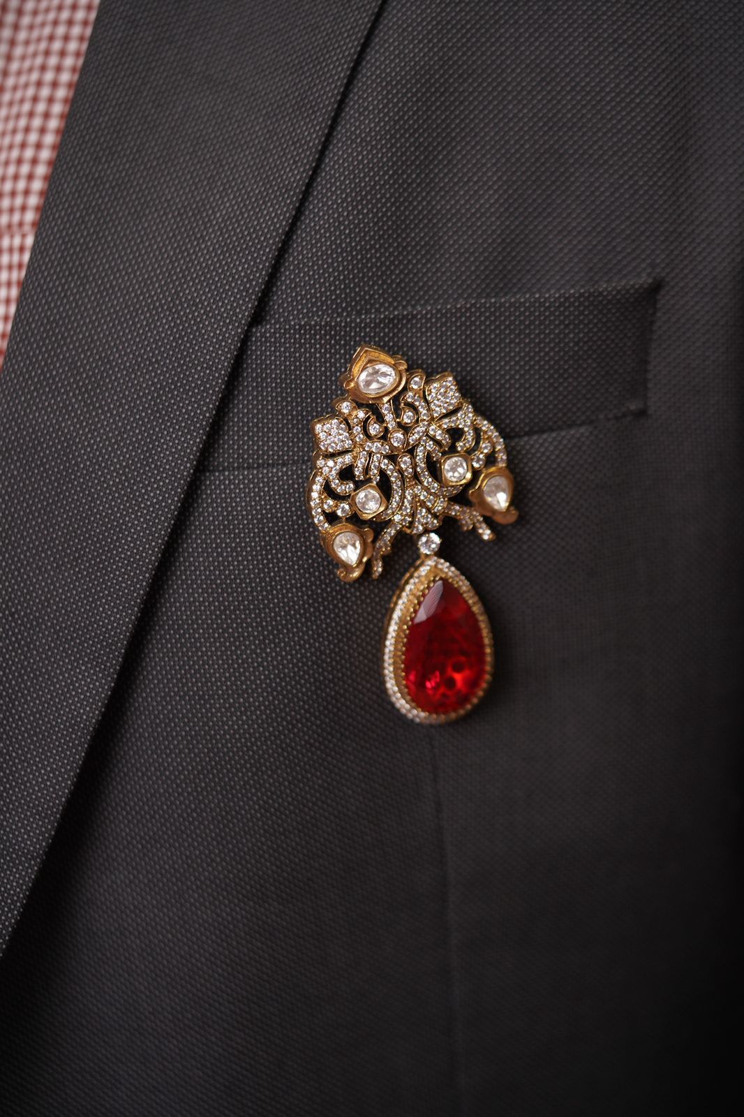 Tata Polki Unisex Brooch