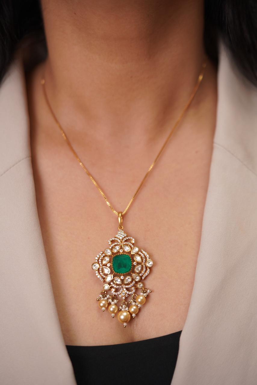 Madhuri Polki Moissanite Emerald green Pendant Set