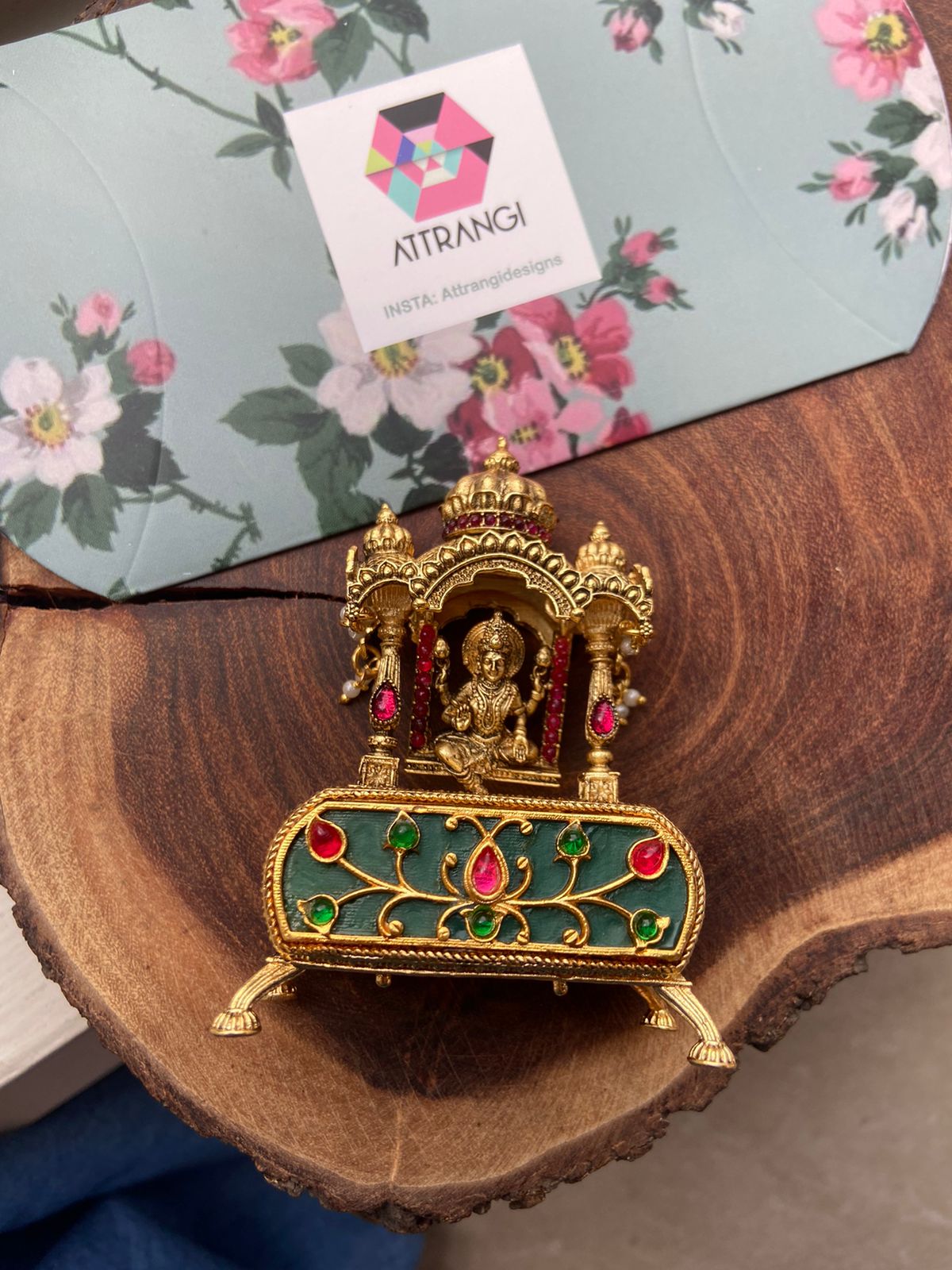 Swinging In Your Aangan ~ Maa Lakshmi Ginni Box