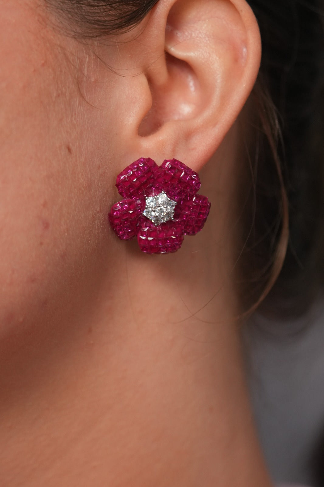 Diana Floral Fantasy Invisible Setting Diamond Studs