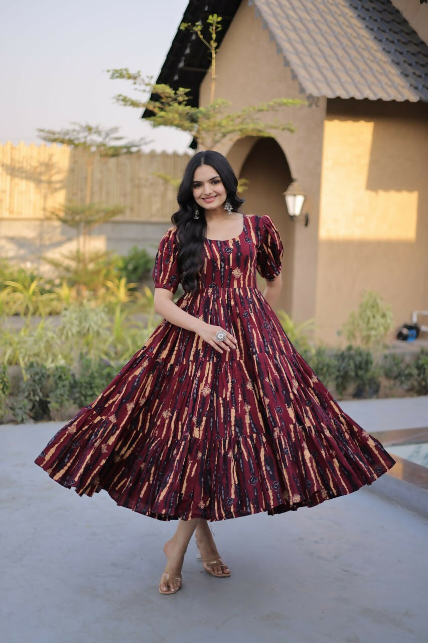 Teeya Creation Womens New Trendy Summer War Printed Cotton Gown Set-Multicolor