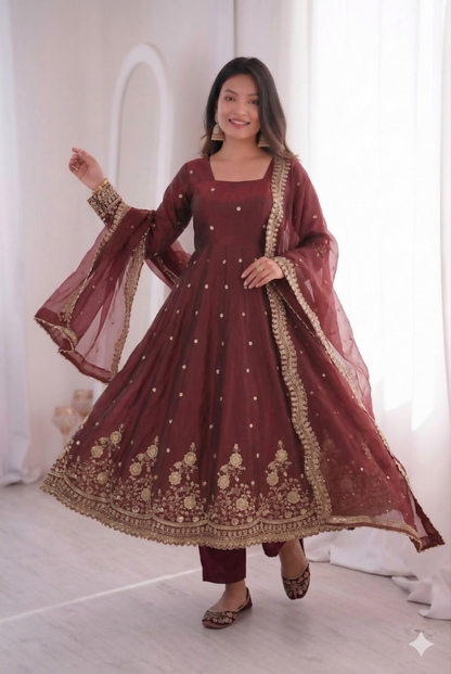 Teeya Creation Womens New Latest Trendy Elegant Maroon Embroidered Anarkali Suit Set with Scalloped Dupatta
