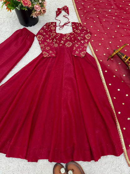 Teeya Creation New Trendy Stylish Real Mirror Work With Lace Border Pink Kurta Set