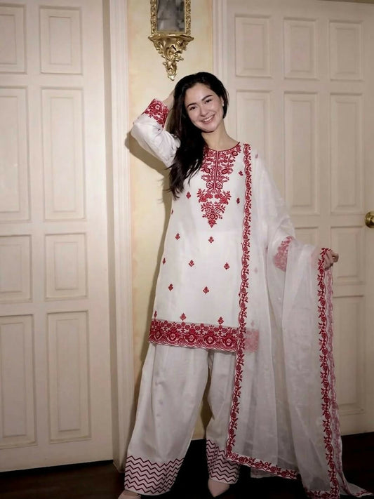 Teeya Creation Womens Trendy Stylish Embroidery Thread Work Red Kurta Set