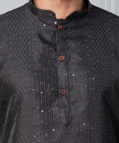 Zavaya Men Black Embroidery Silk Kurta