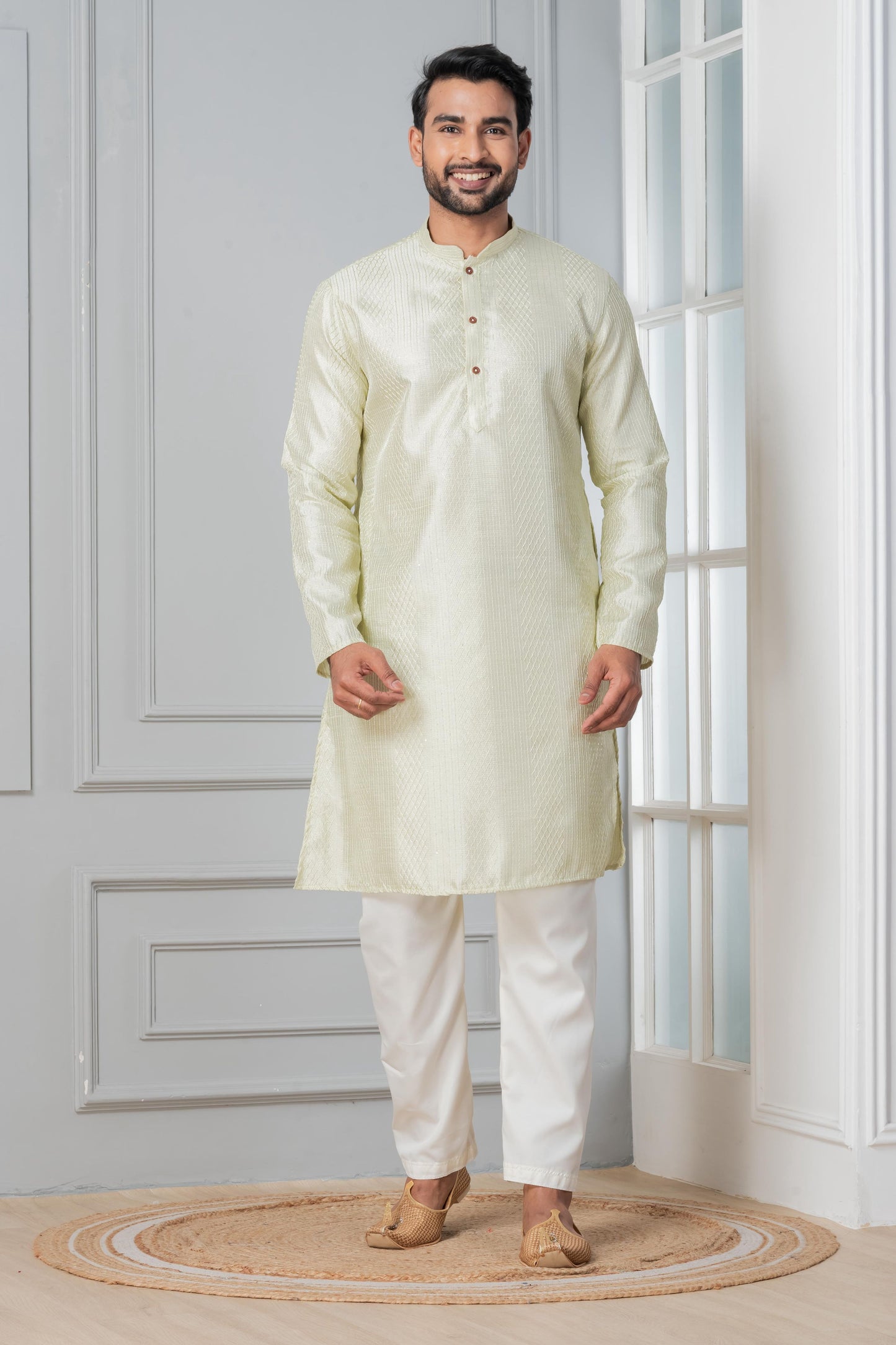 Zavaya Men Green Embroidery Silk Kurta
