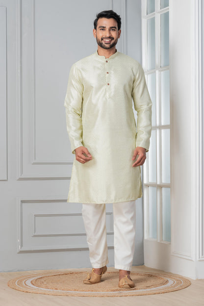 Zavaya Men Green Embroidery Silk Kurta
