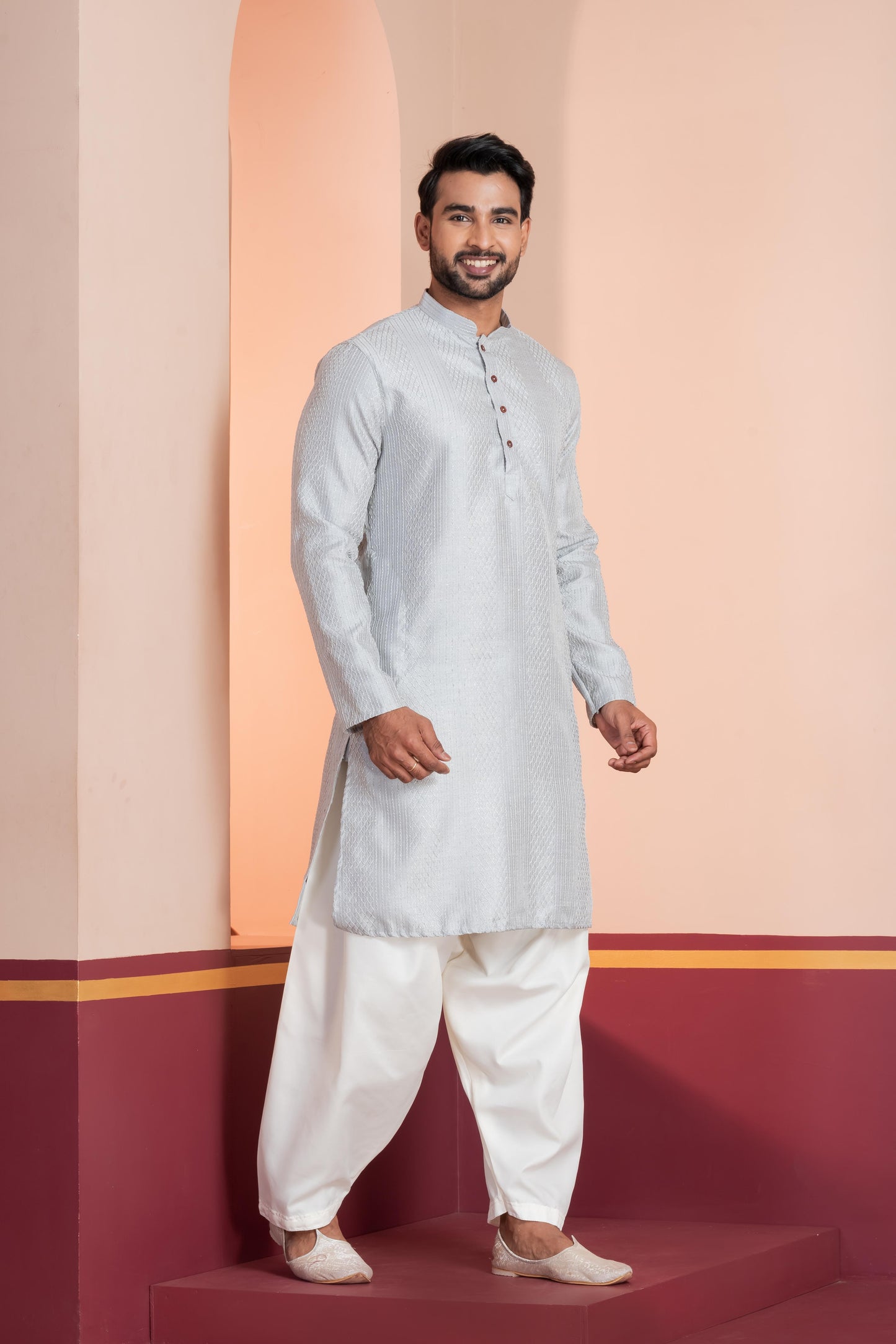 Zavaya Men Grey Embroidery Silk Kurta
