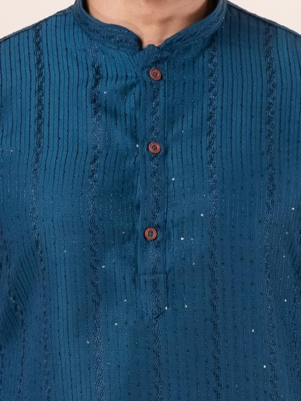 Zavaya Men Blue Embroidery Silk Kurta