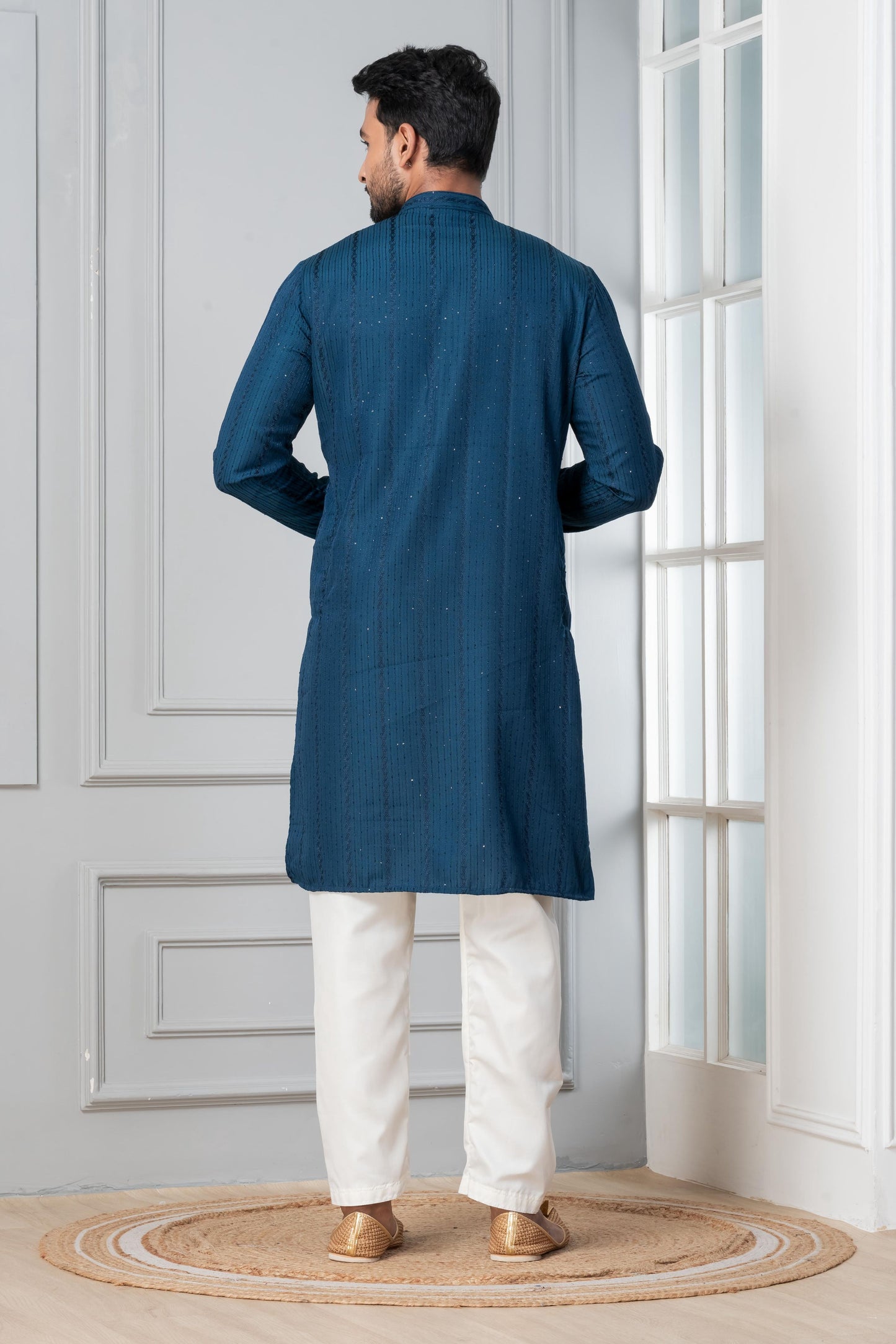 Zavaya Men Blue Embroidery Silk Kurta Pyjama Set