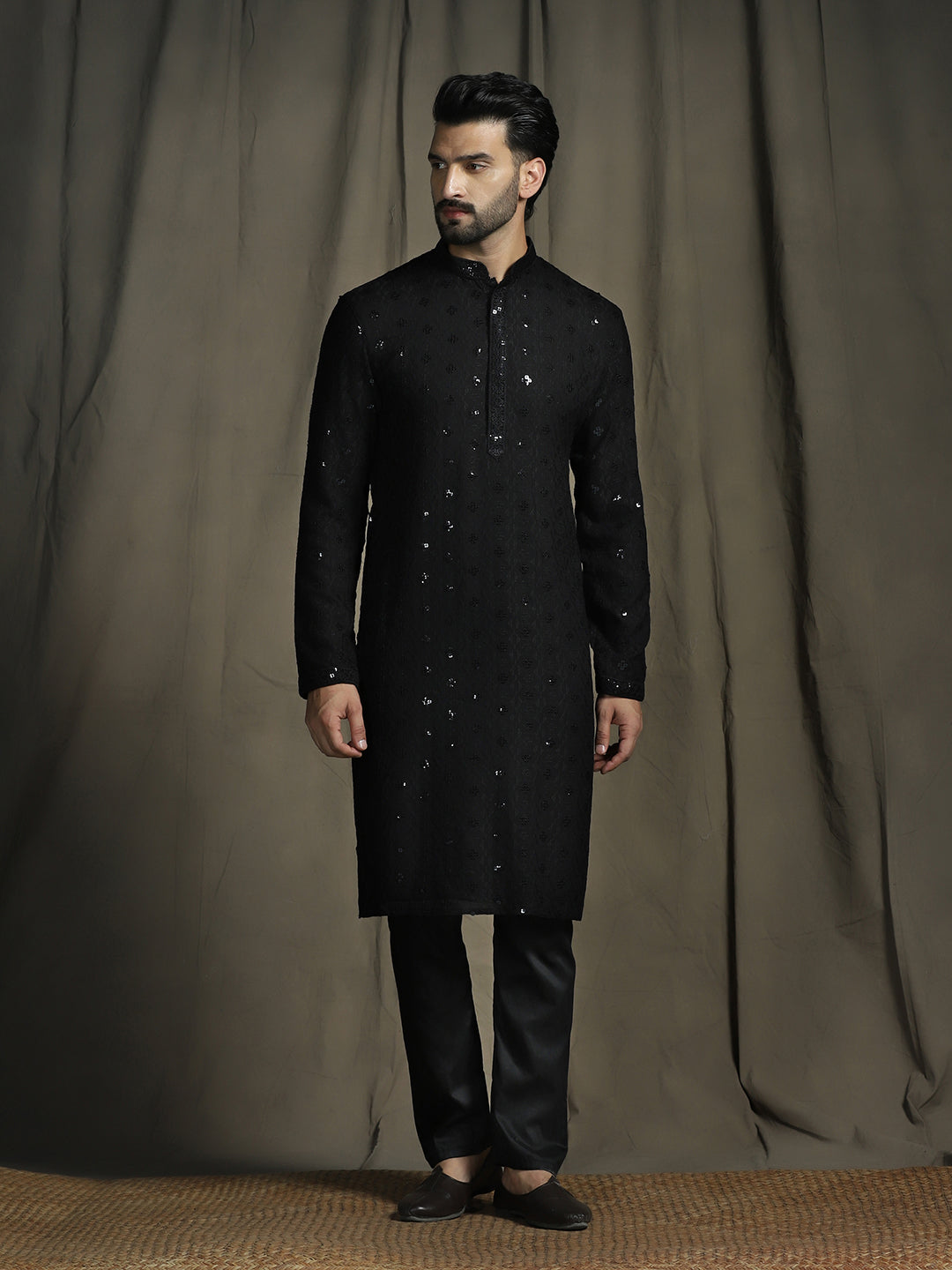 Zavaya Men Black Embroidery Cotton Blend Kurta