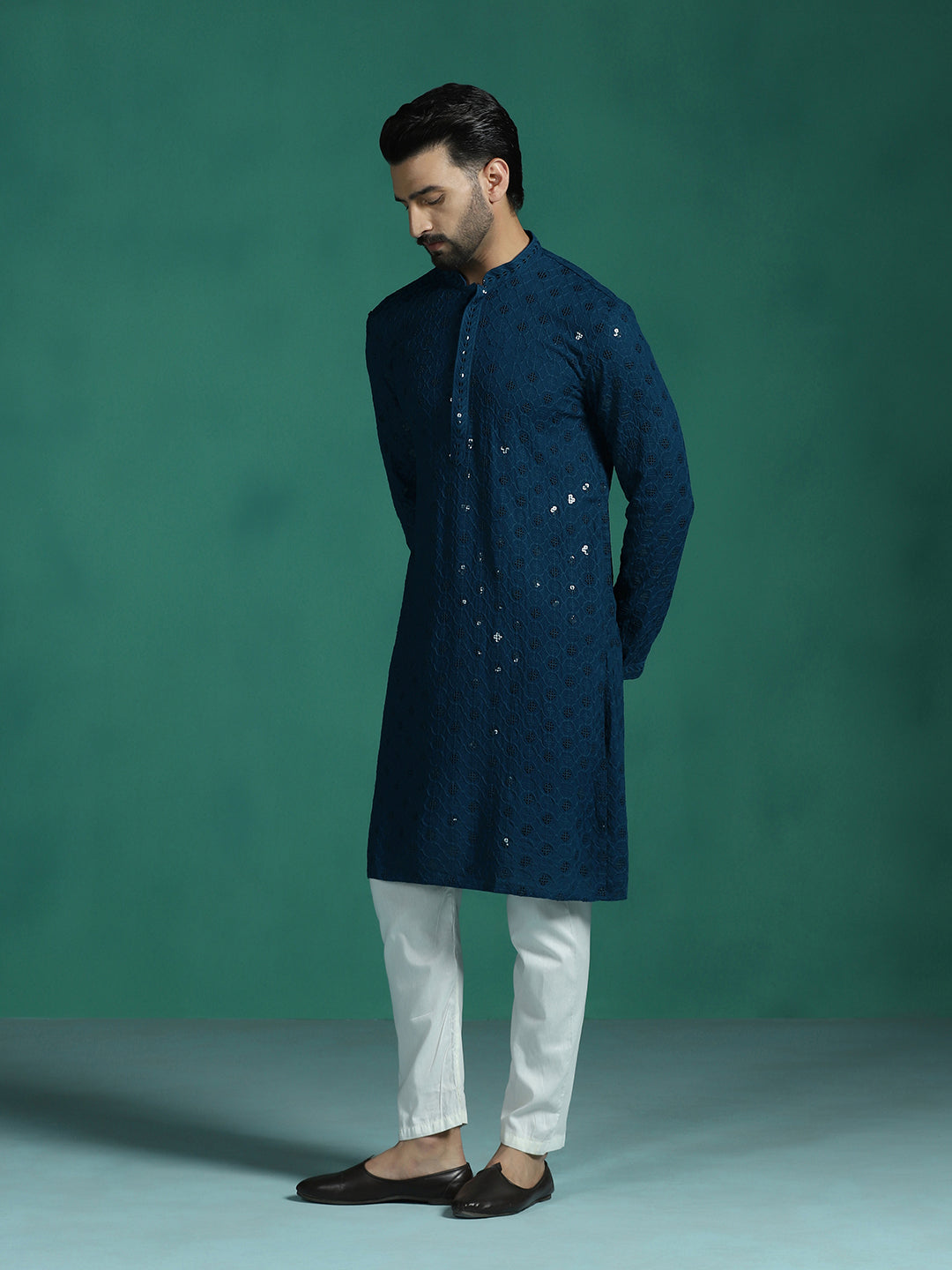 Zavaya Men Blue Embroidery Cotton Blend Kurta Pyjama Set