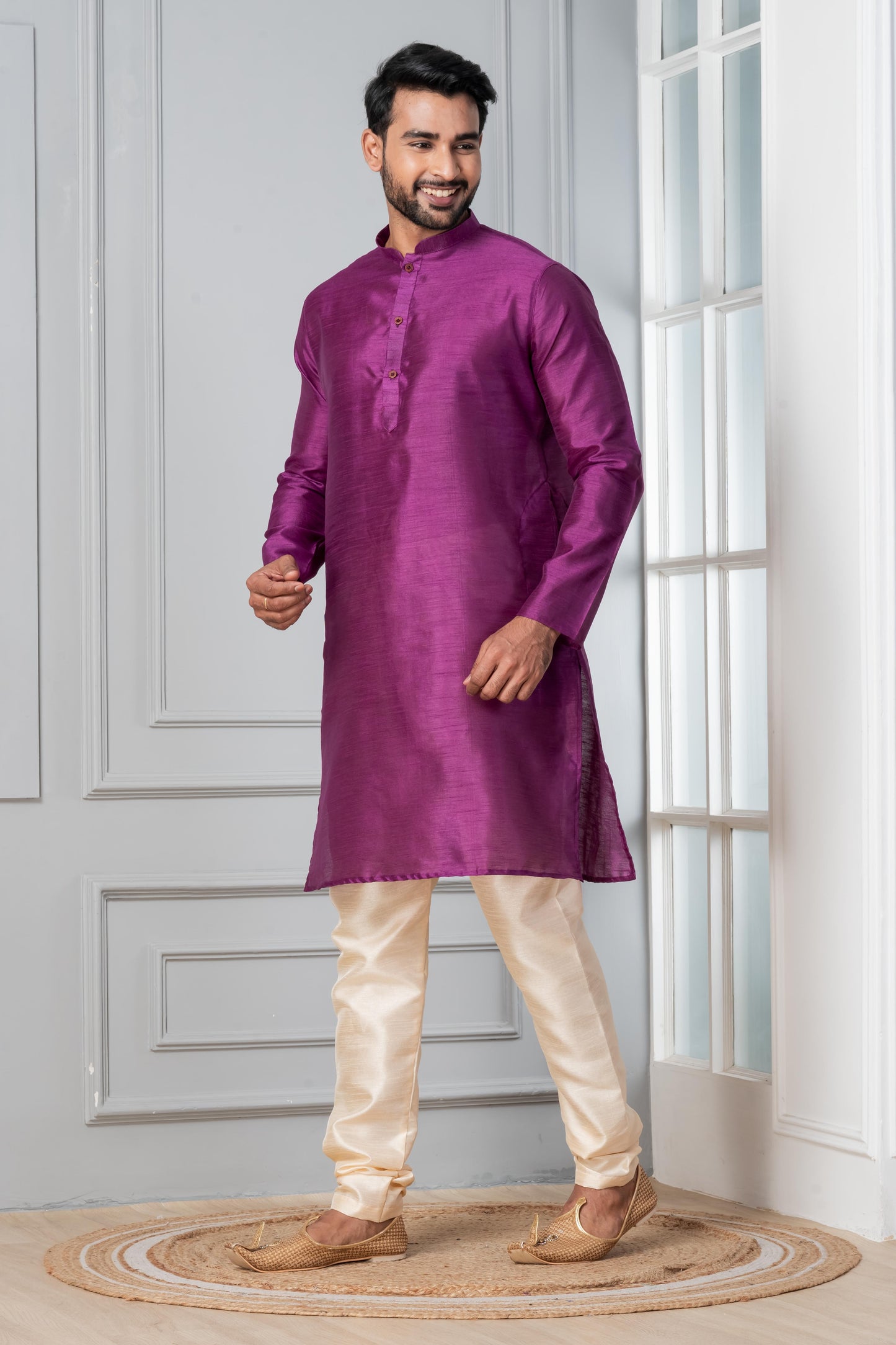 Zavaya Men Purple Solid Banarasi Silk Kurta