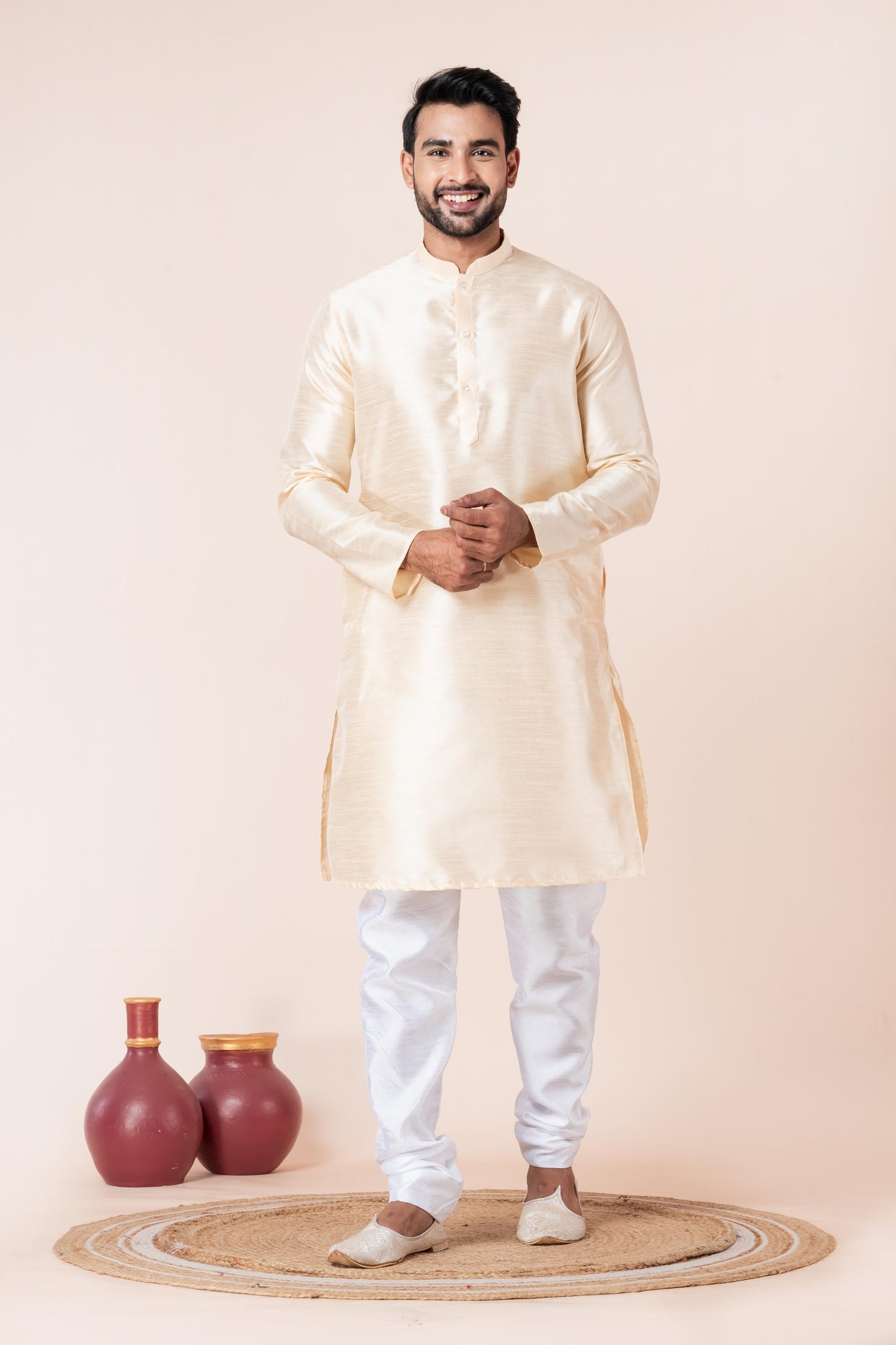 Zavaya Men Beige Solid Banarasi Silk Kurta