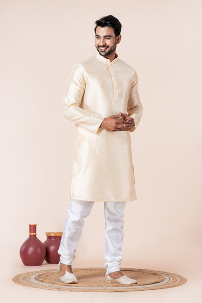 Zavaya Men Beige Solid Banarasi Silk Kurta
