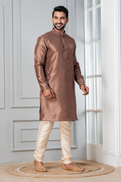 Zavaya Men Brown Solid Banarasi Silk Kurta